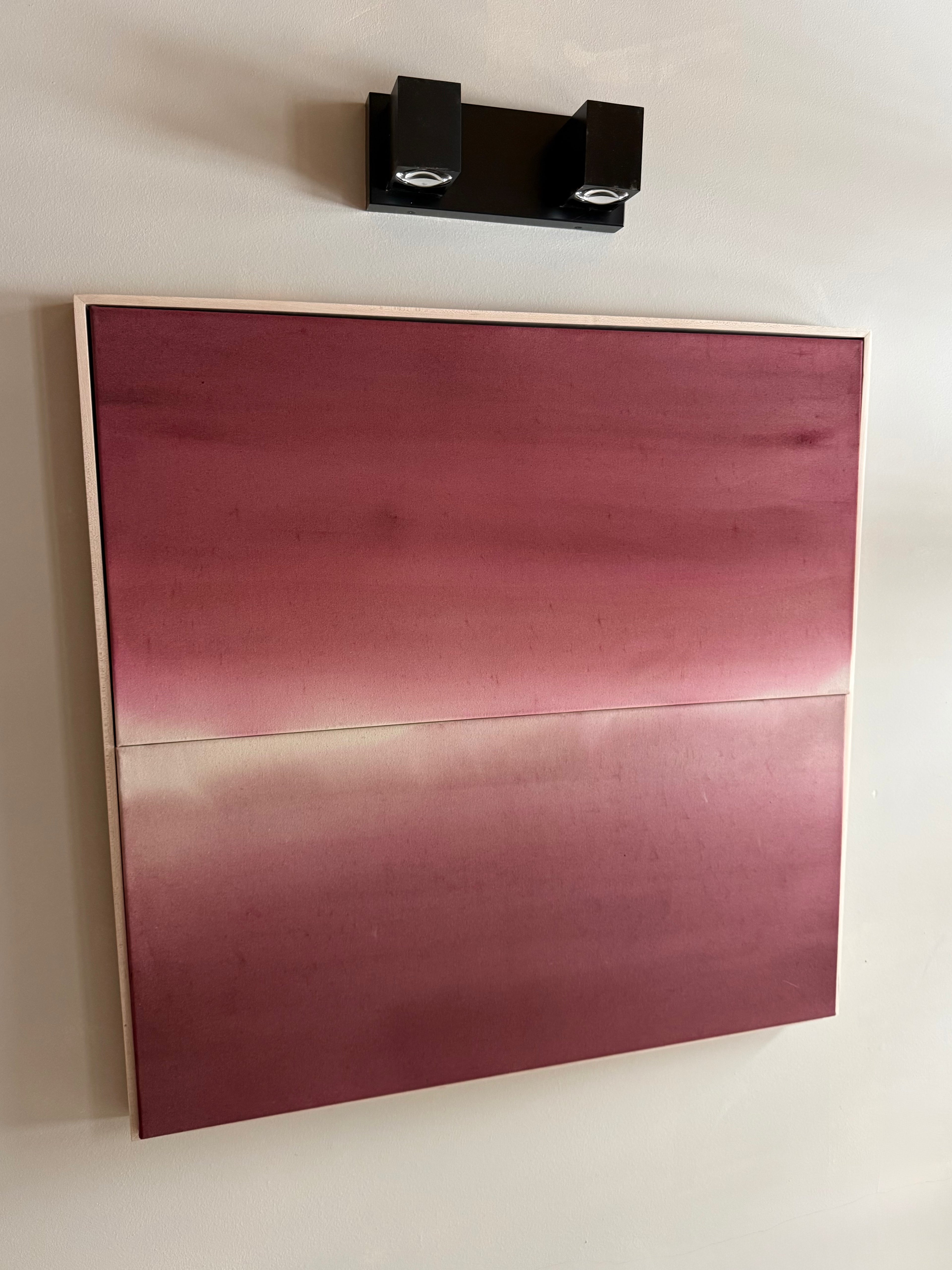 puce fold two